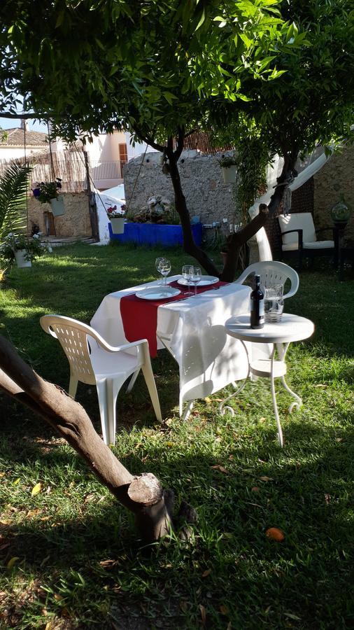 Ithaka Vacacional Hotel Artá Buitenkant foto